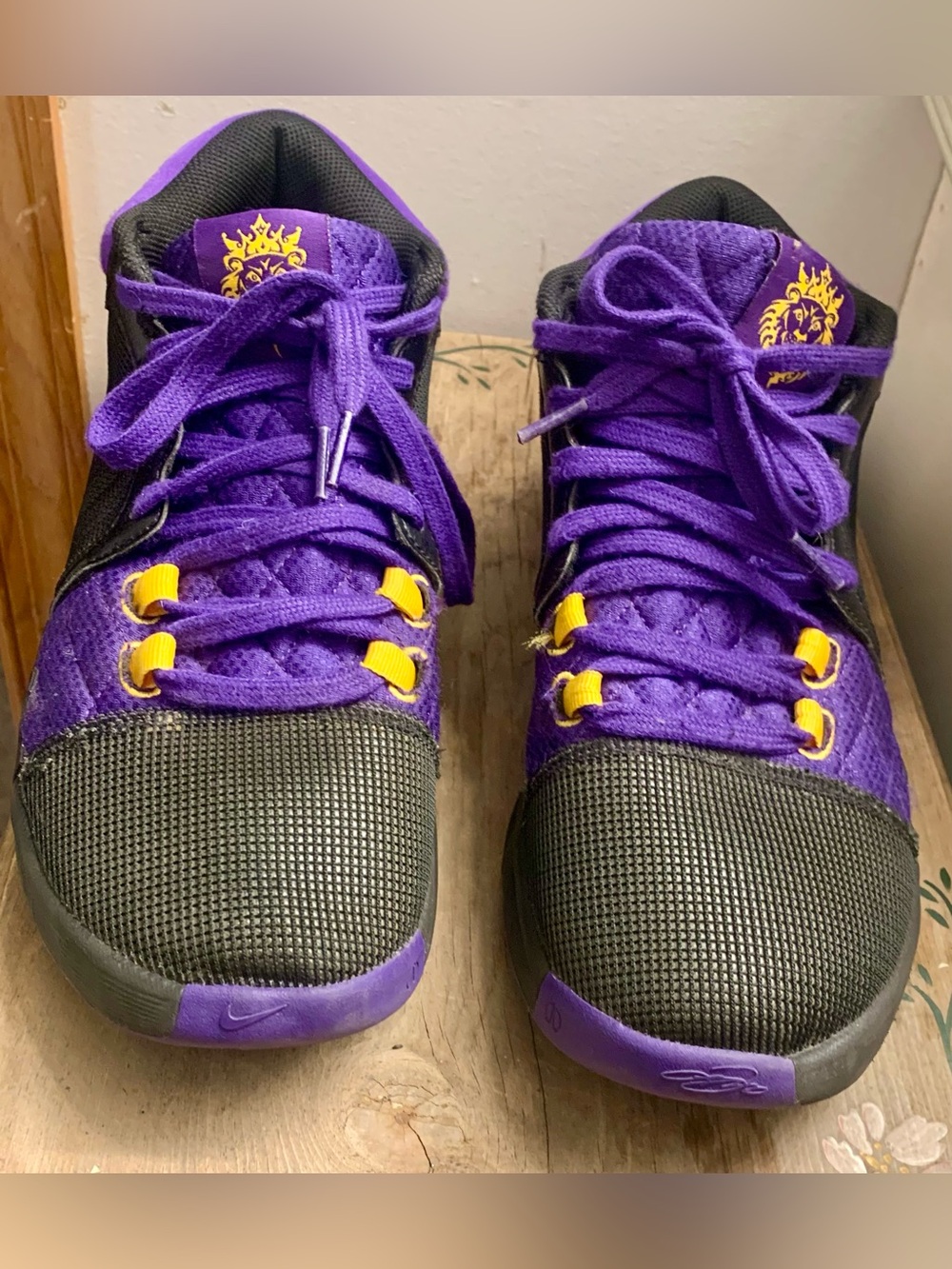 Nike LeBron Witnesw 8 in the “Lakers” colorway